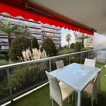 Riviera Diamond Apartment